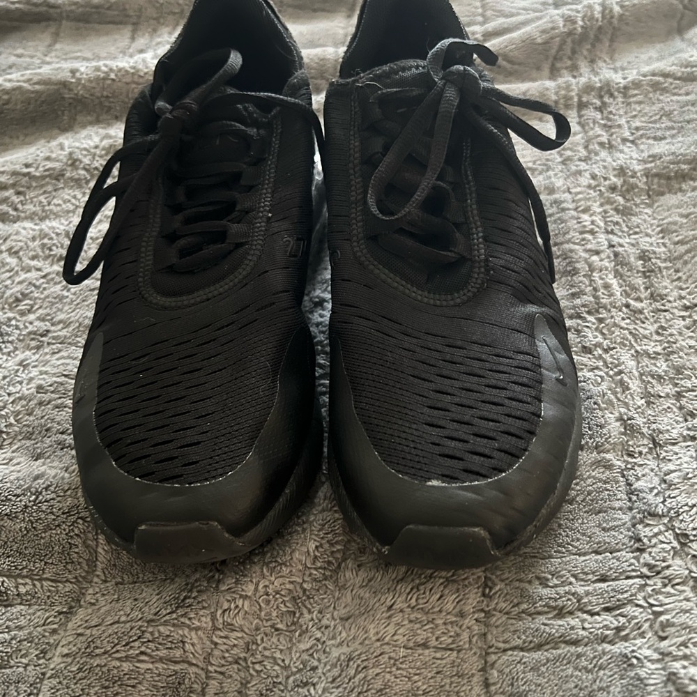 Nike Men's All-Black Athletic Running Shoes